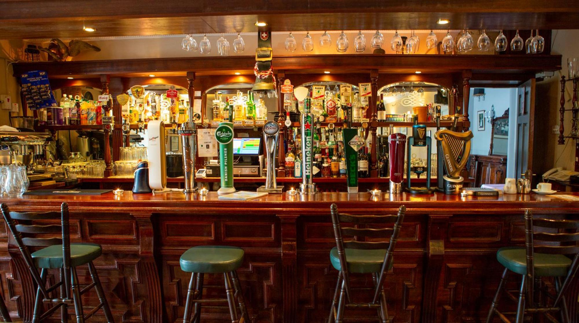 Leenane Hotel Линон Экстерьер фото
